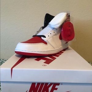 Air Jordan 1 Retro High OG Heritage size 10.5 DS